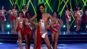 BIJ Tokyo Model Preneur with Natsumi 4 Natsumi on stage