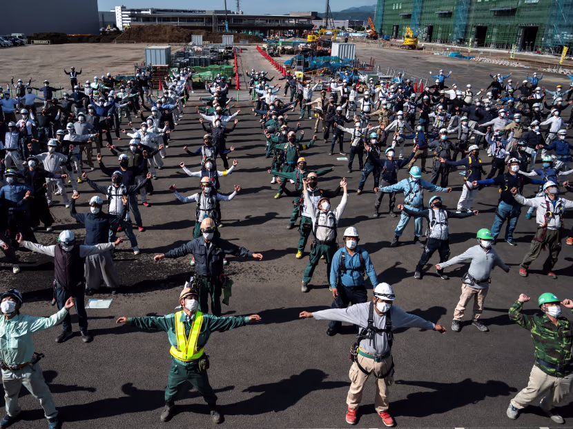 The Tradition Of Japanese Morning Work Stretches 2 Japanese morning work stretches